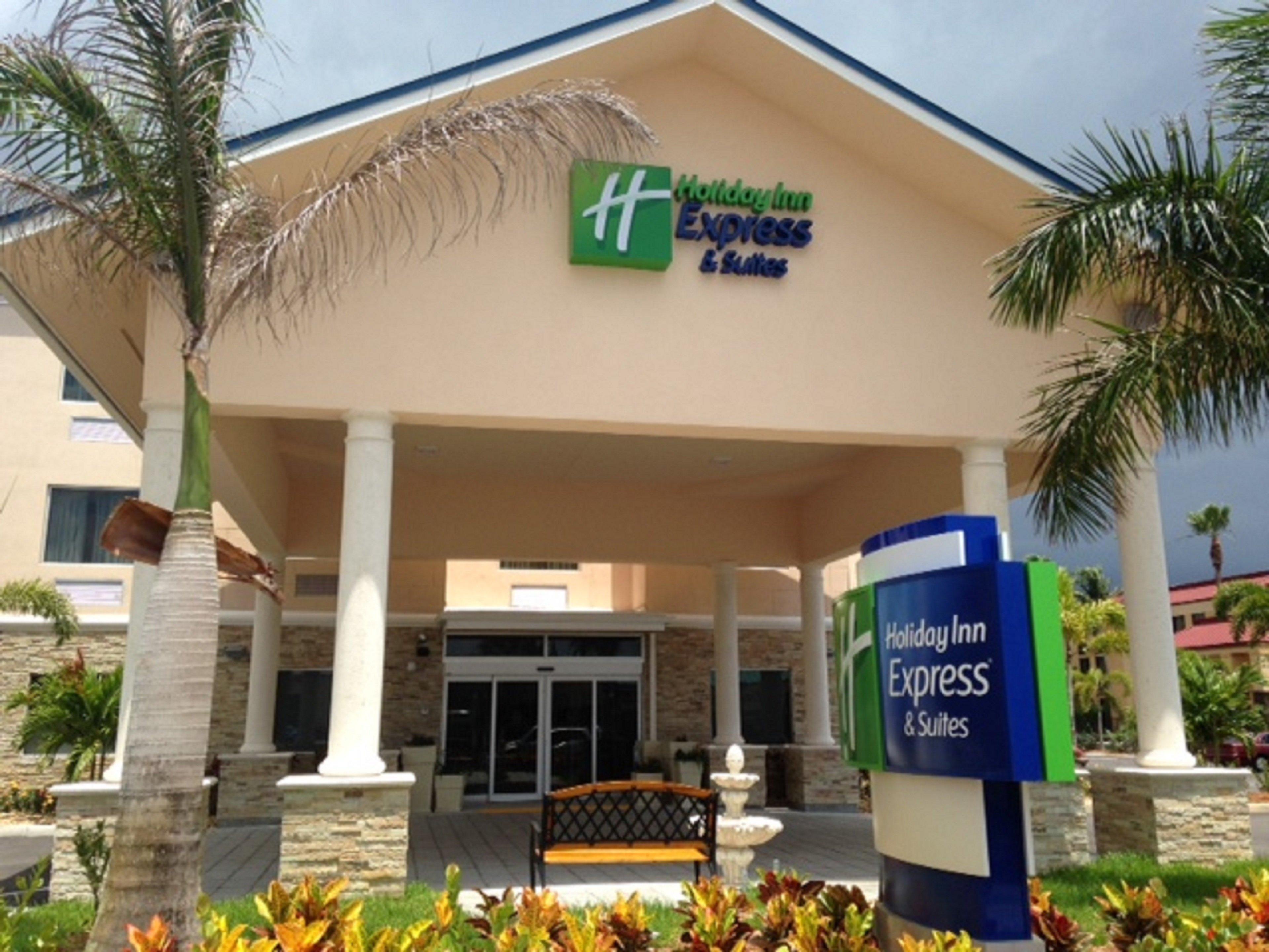 Holiday Inn Express & Suites Lantana By Ihg Eksteriør bilde