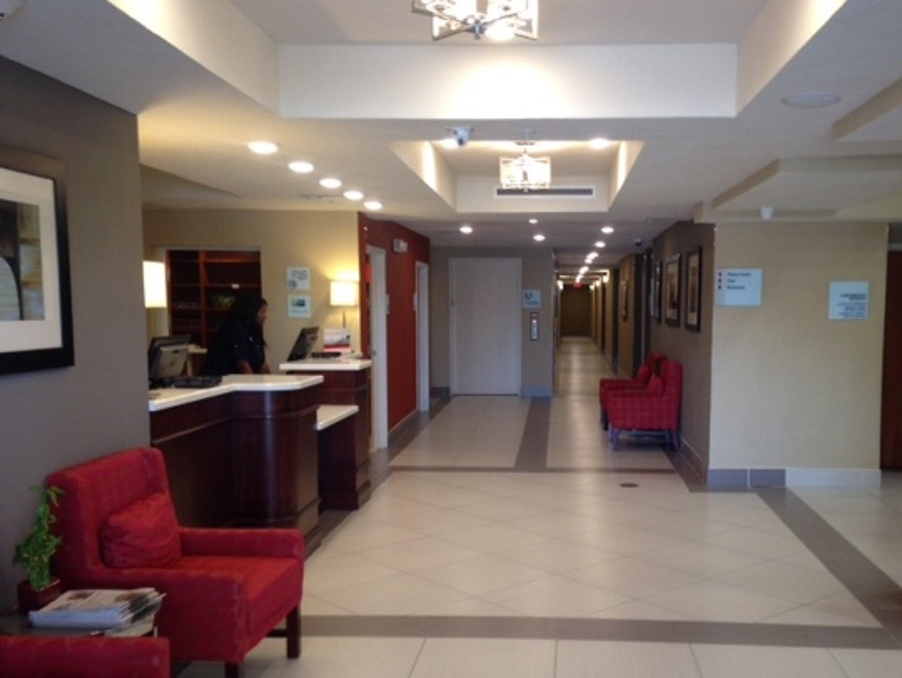 Holiday Inn Express & Suites Lantana By Ihg Eksteriør bilde