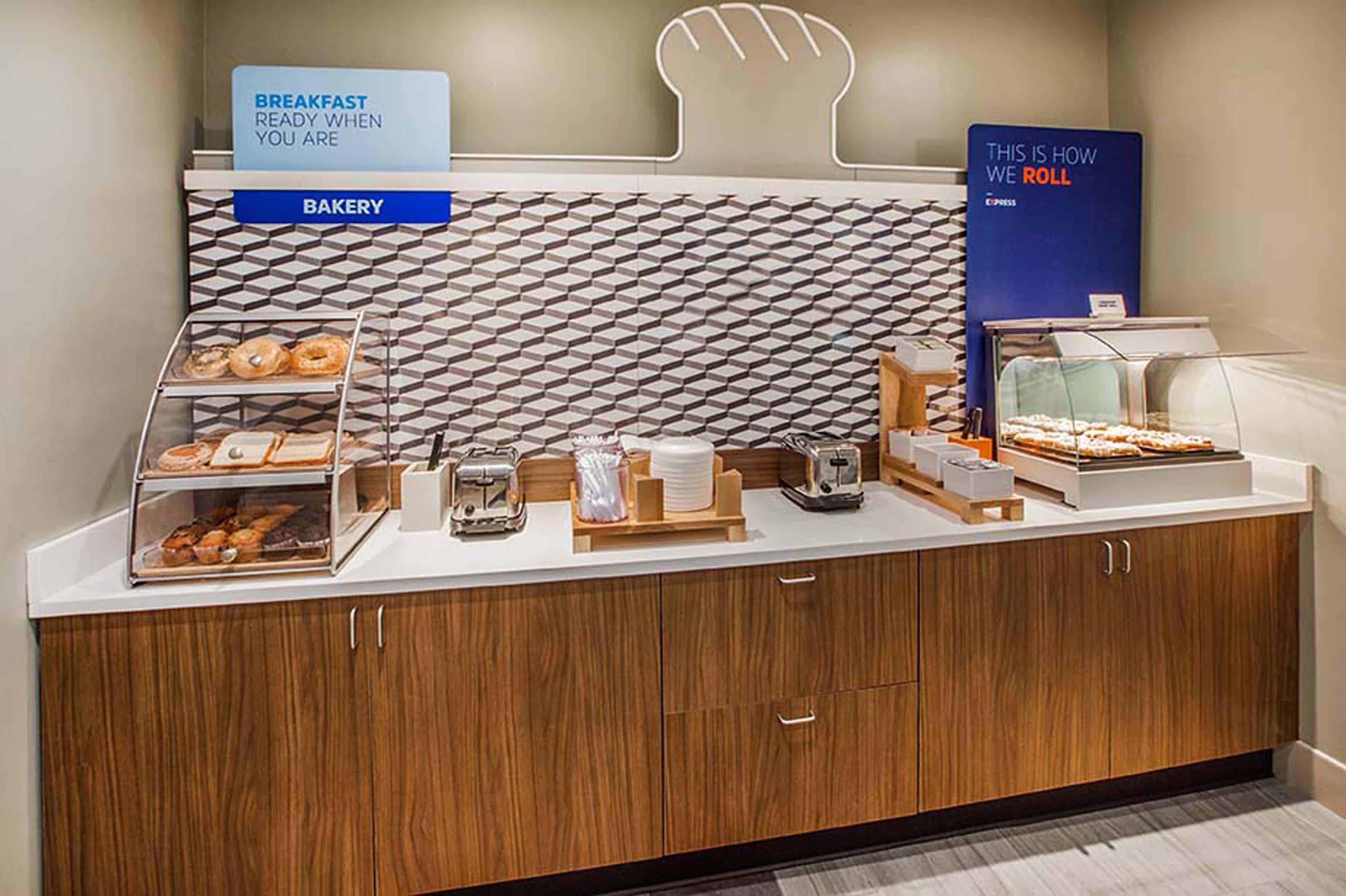 Holiday Inn Express & Suites Lantana By Ihg Eksteriør bilde
